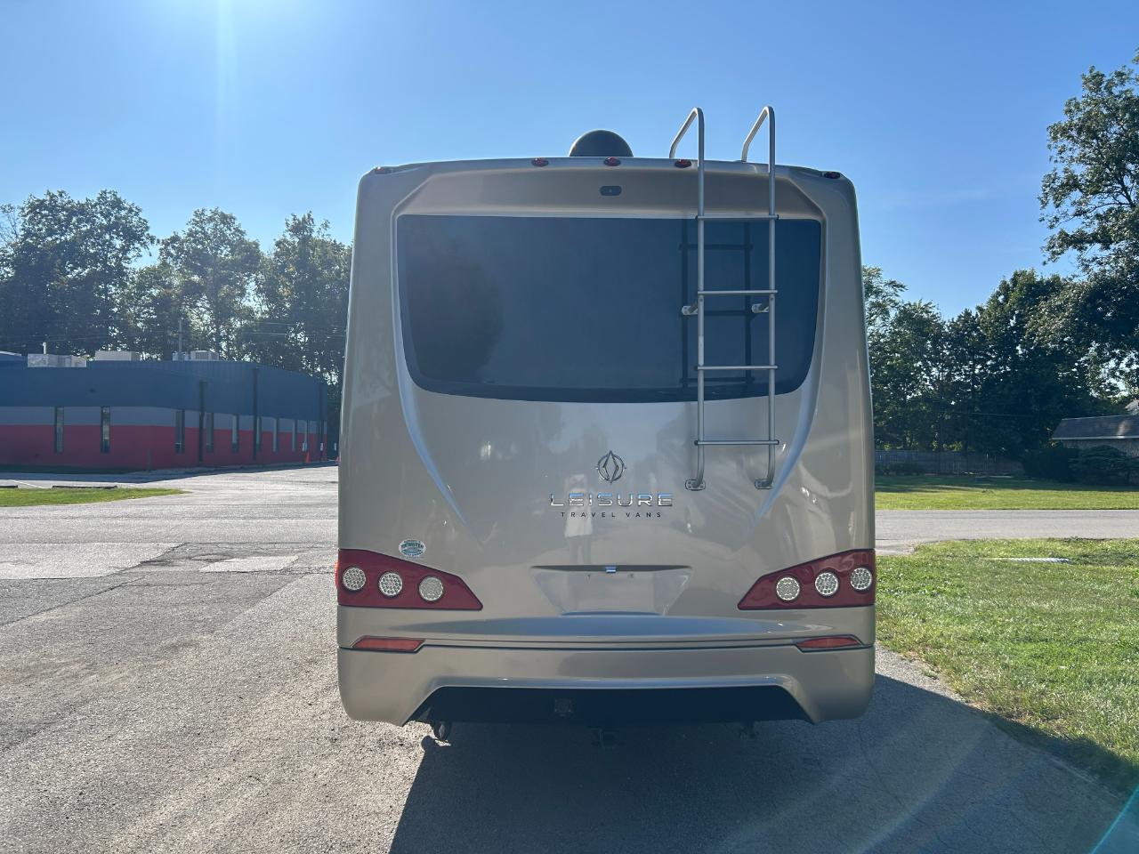 Leisure Travel UNITY U24CB  2020