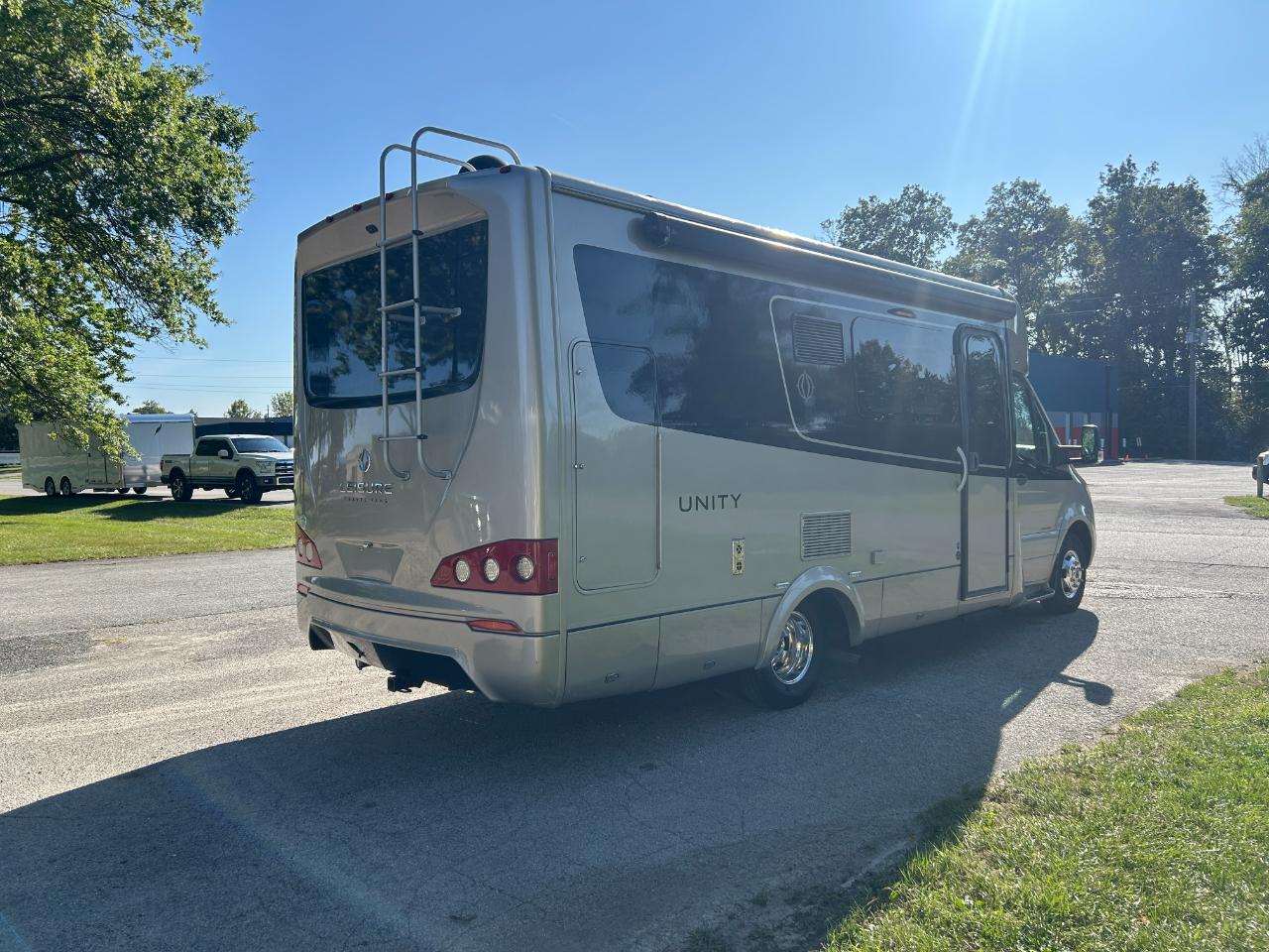 Leisure Travel UNITY U24CB  2020