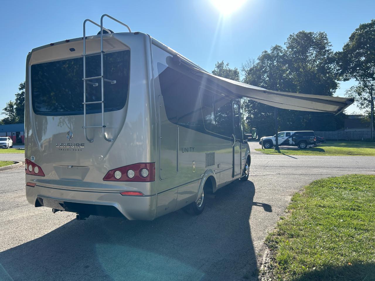 Leisure Travel UNITY U24CB  2020