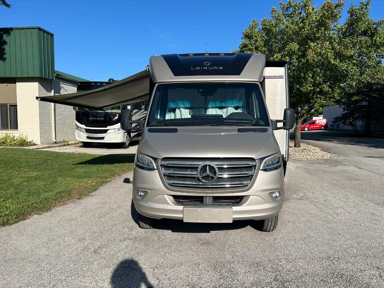 Leisure Travel UNITY U24CB  2020