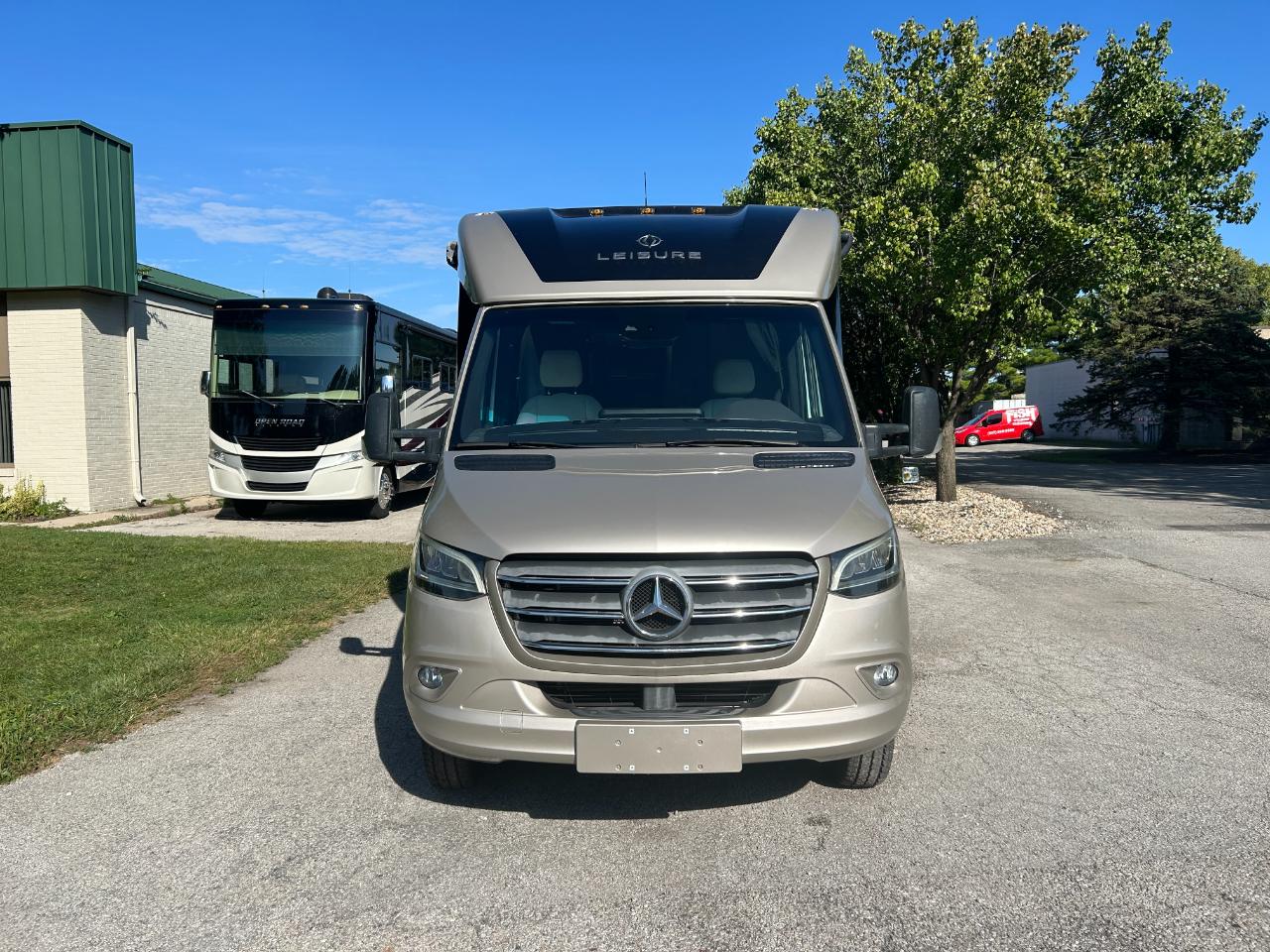 Leisure Travel UNITY U24CB  2020