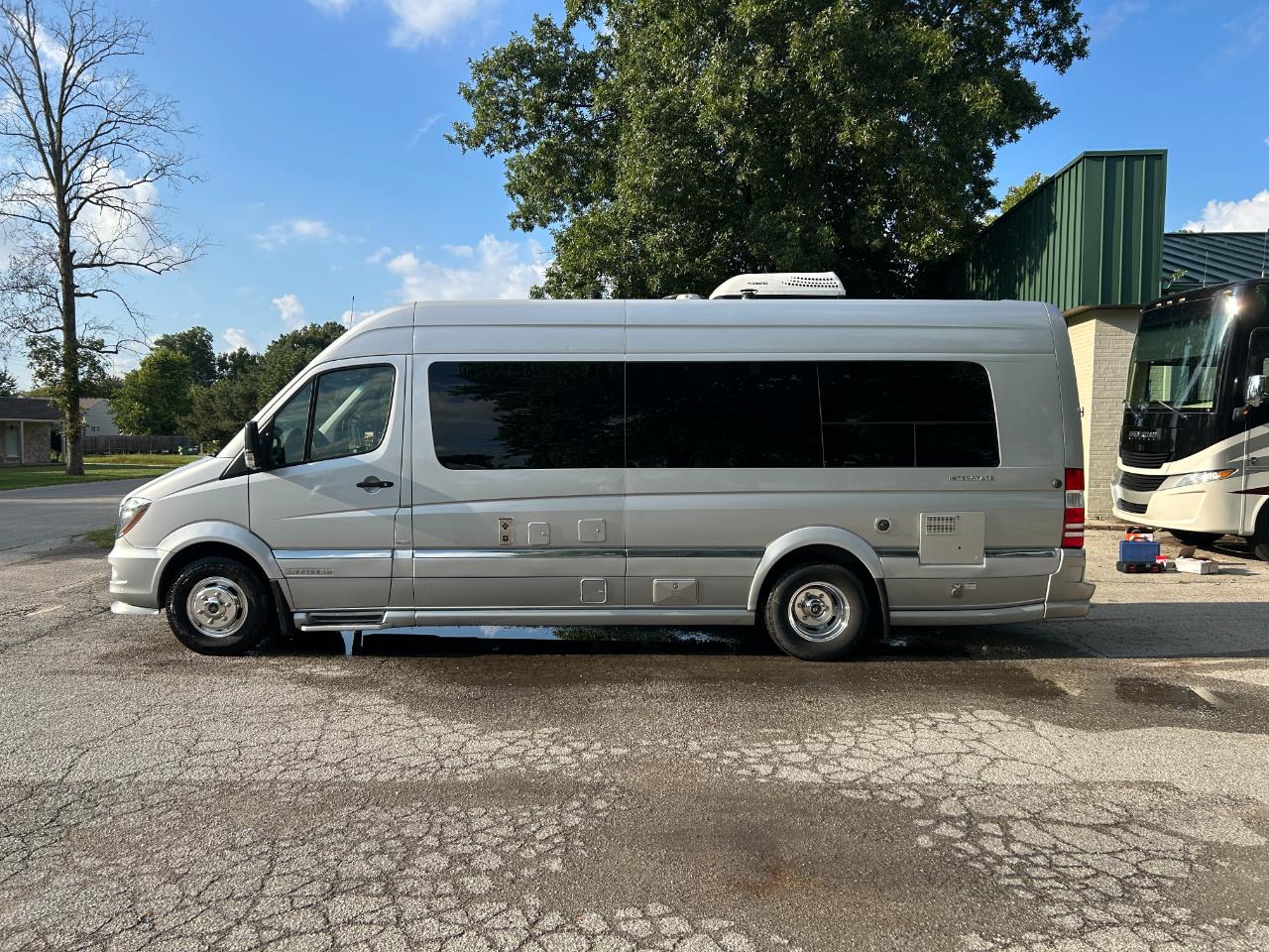 Airstream Interstate  2016