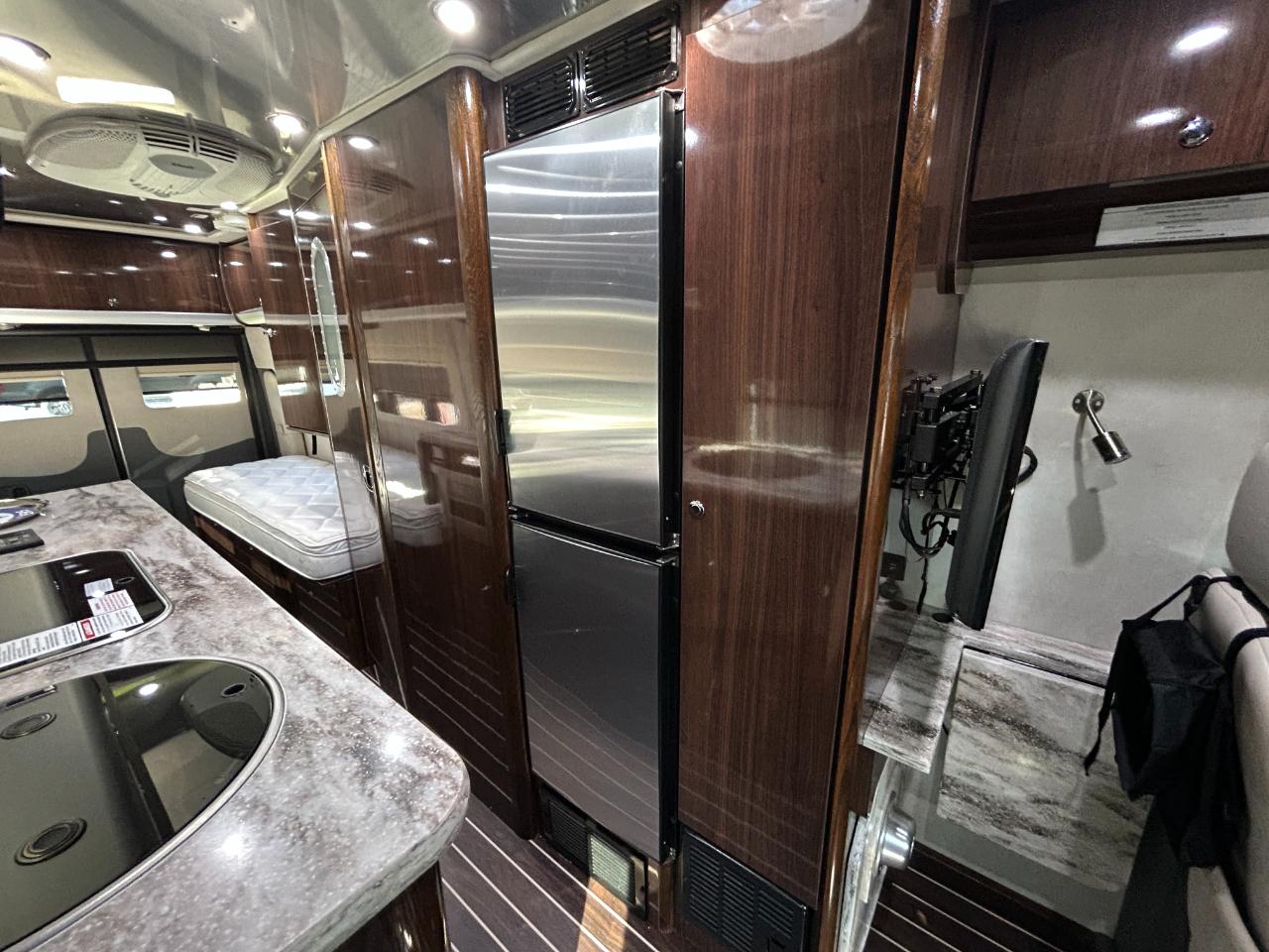 Airstream Interstate  2016