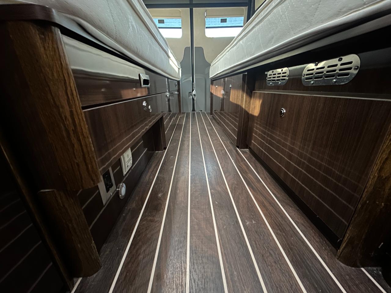 Airstream Interstate  2016