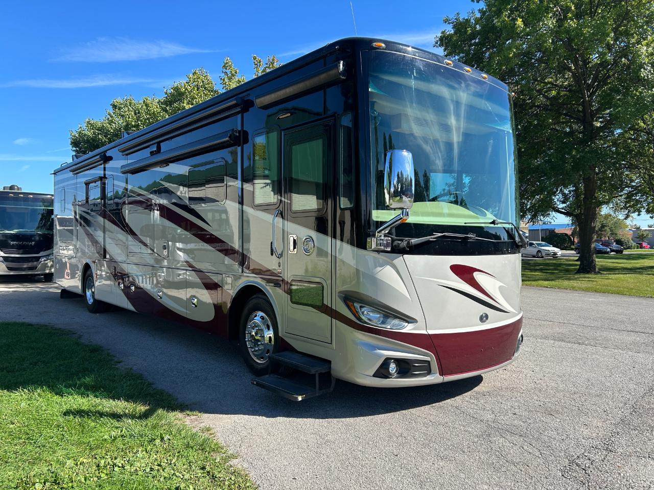 Tiffin Motorhomes Phaeton  2018