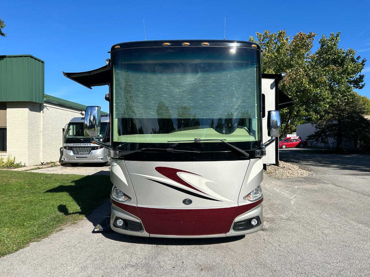 Tiffin Motorhomes Phaeton  2018