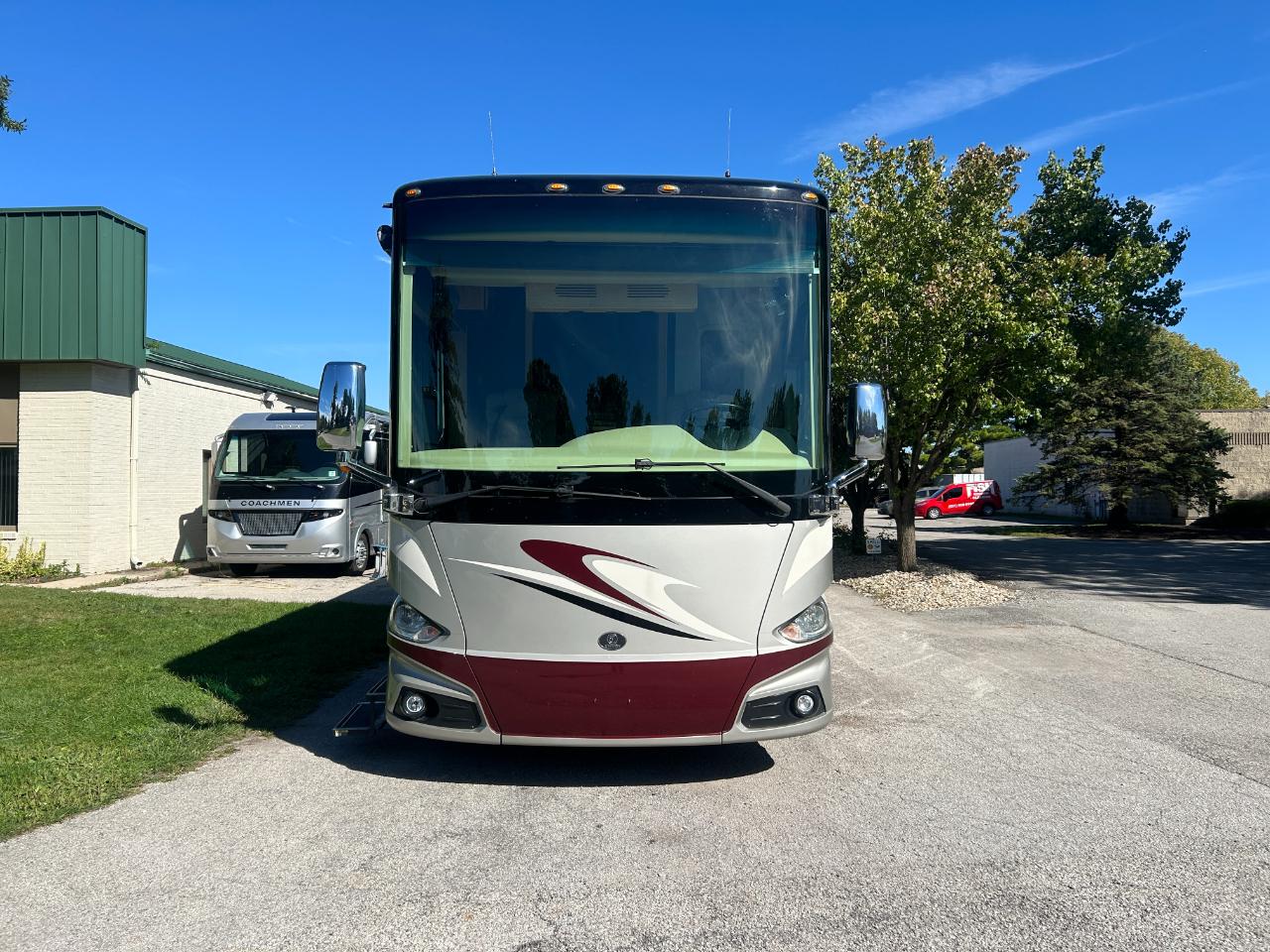 Tiffin Motorhomes Phaeton  2018