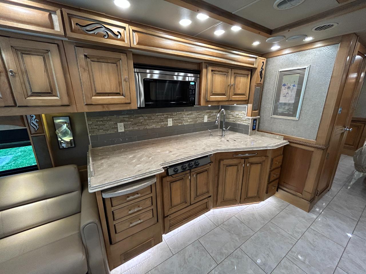 Tiffin Motorhomes Phaeton  2018