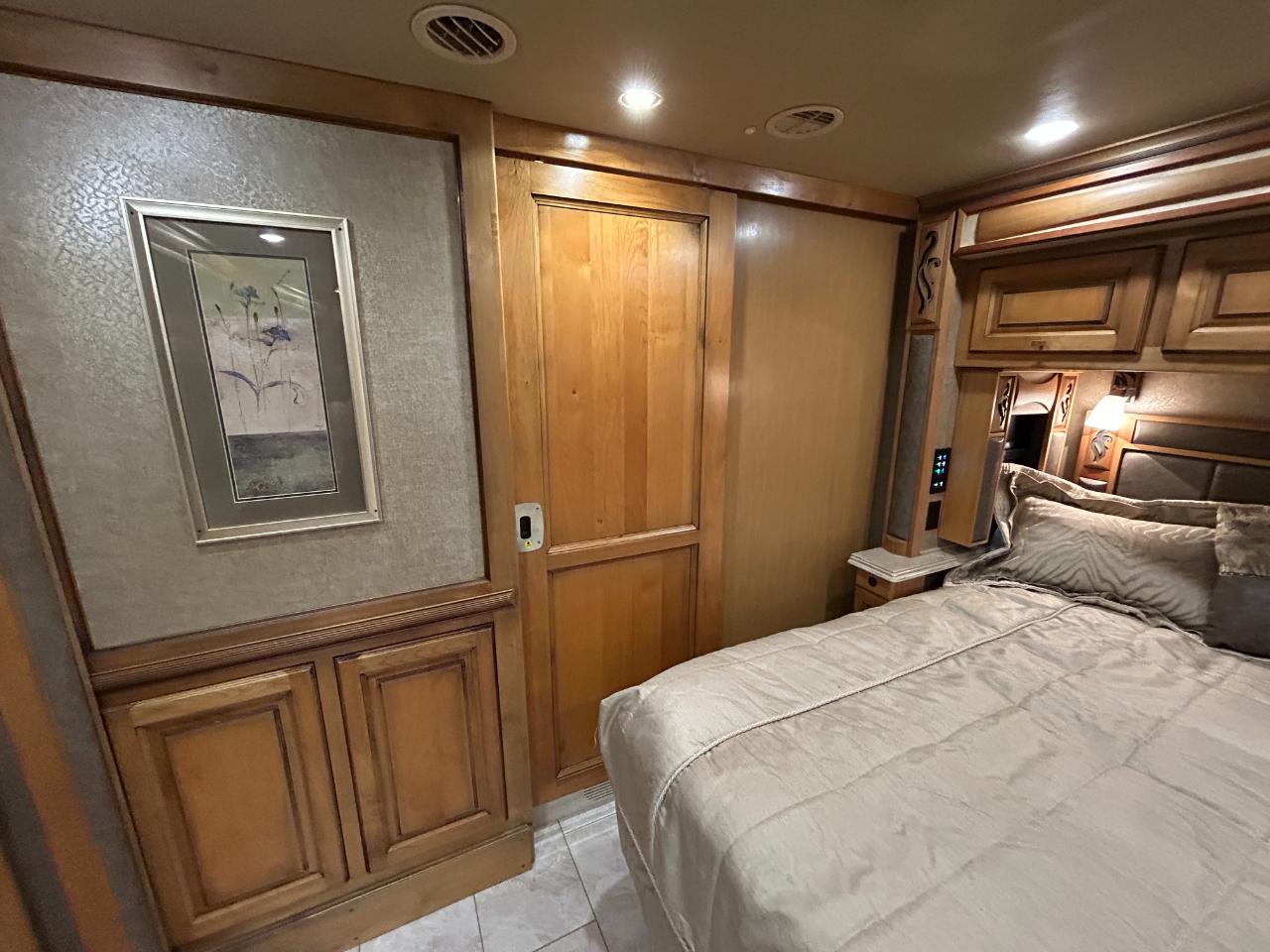 Tiffin Motorhomes Phaeton  2018