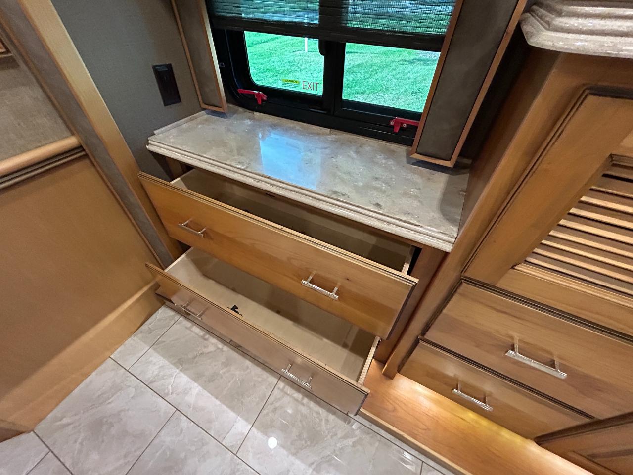 Tiffin Motorhomes Phaeton  2018