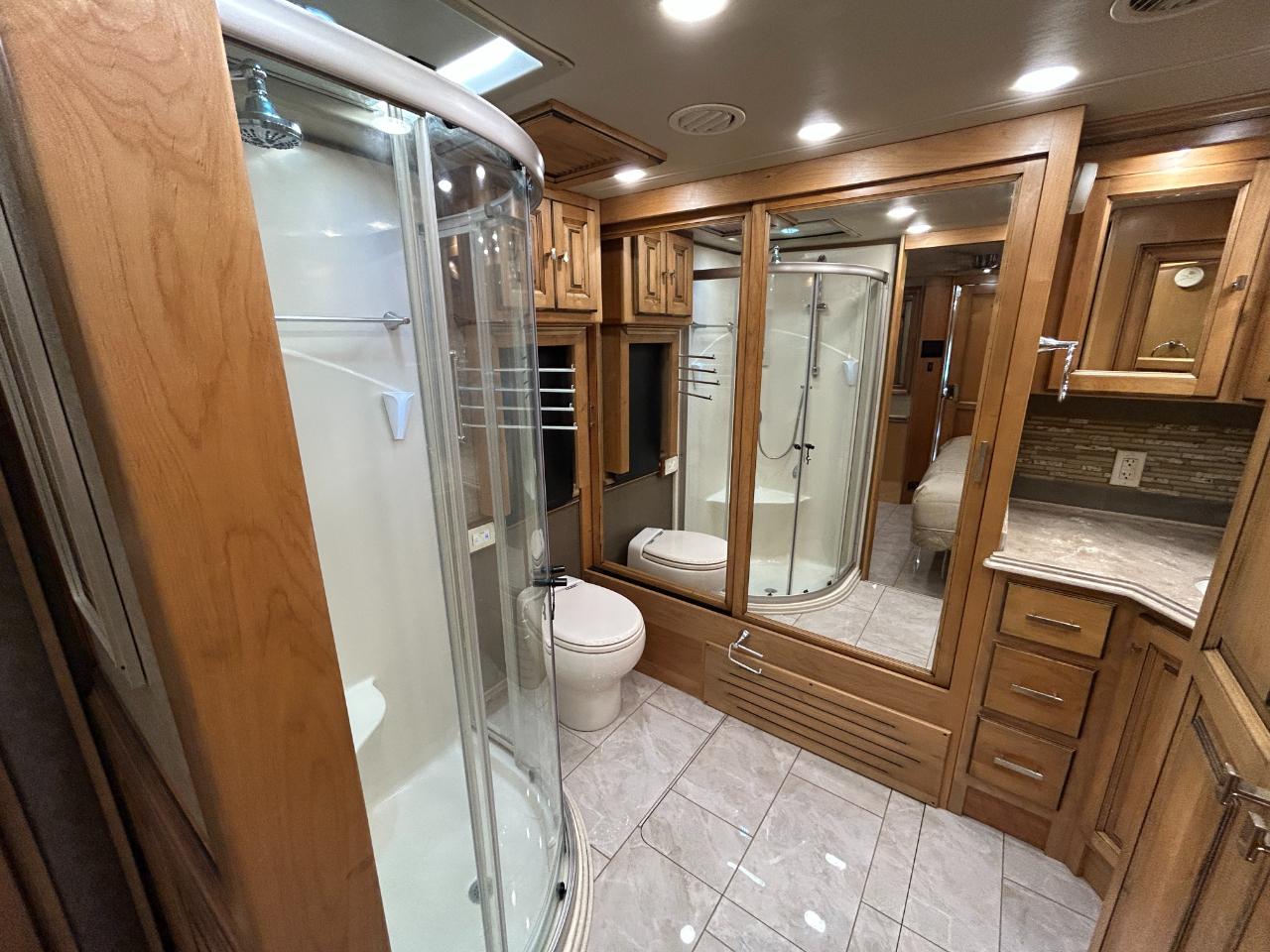 Tiffin Motorhomes Phaeton  2018