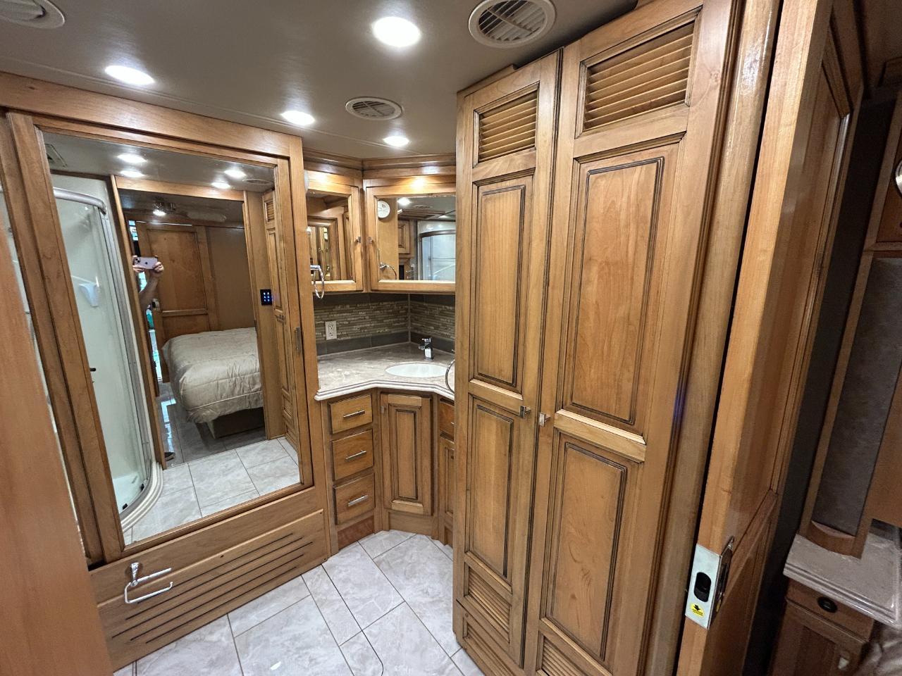 Tiffin Motorhomes Phaeton  2018