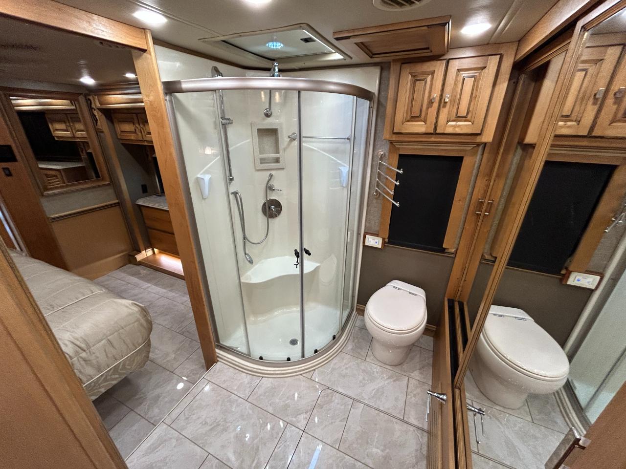 Tiffin Motorhomes Phaeton  2018