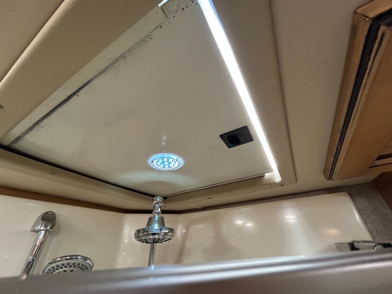 Tiffin Motorhomes Phaeton  2018