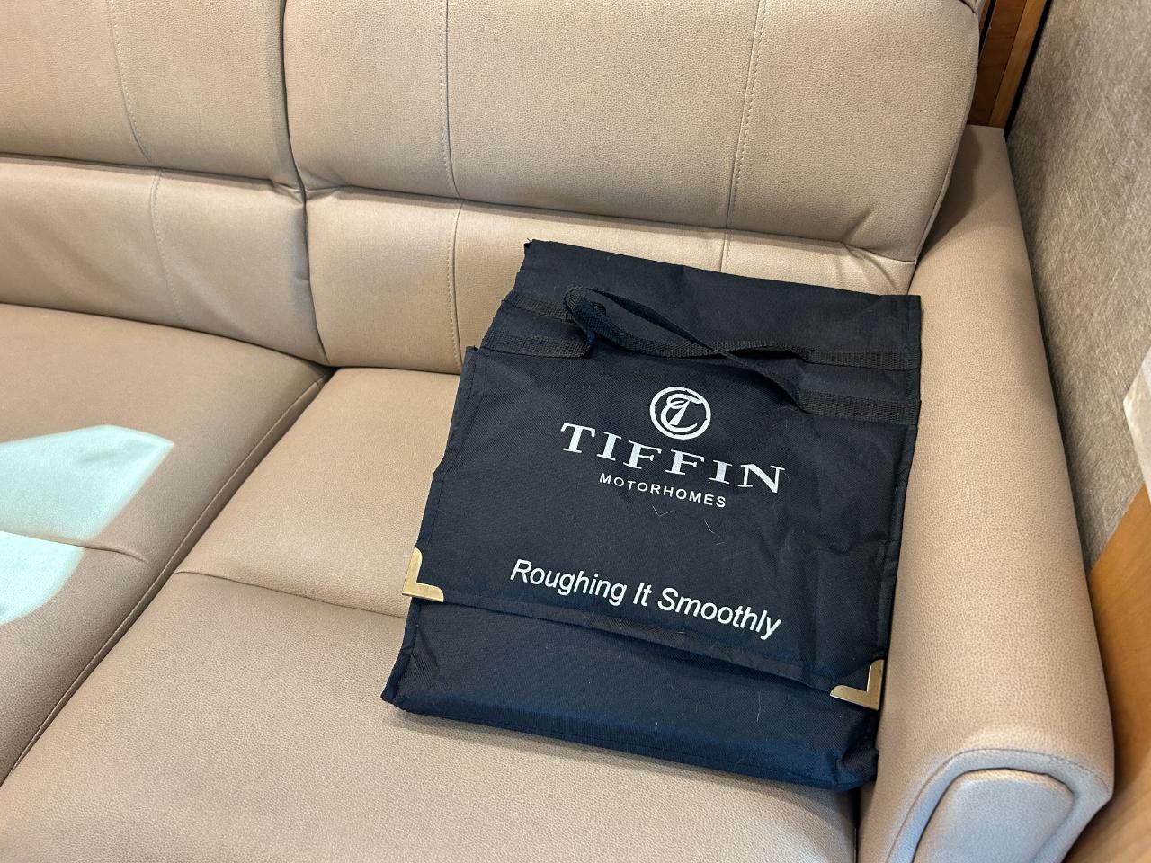 Tiffin Motorhomes Phaeton  2018