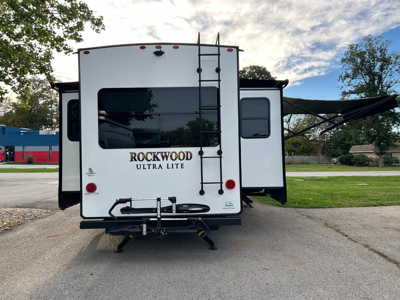 Forest River Rockwood Ultra lite  2021