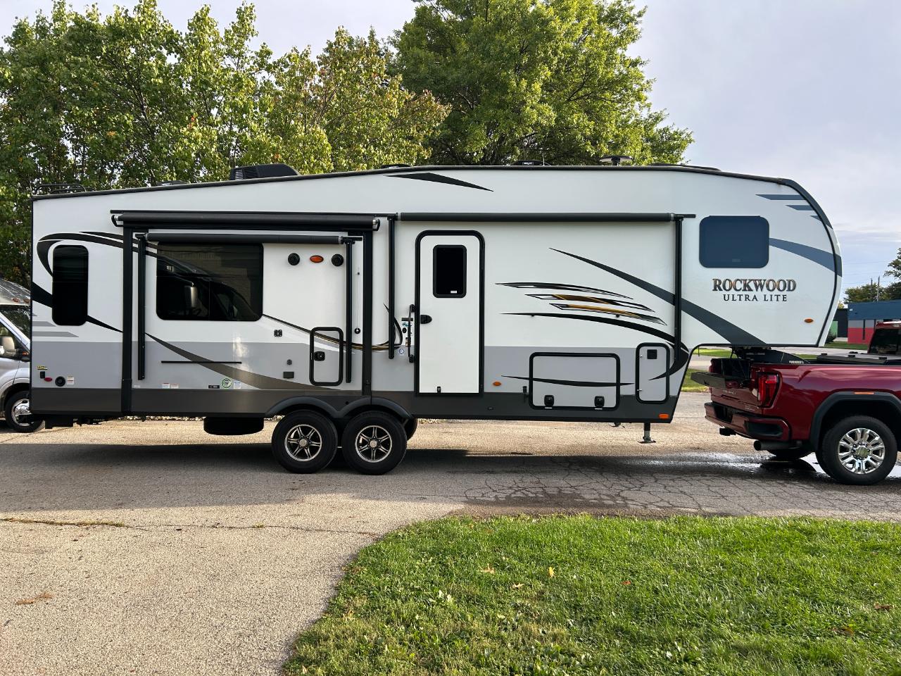 Forest River Rockwood Ultra lite  2021