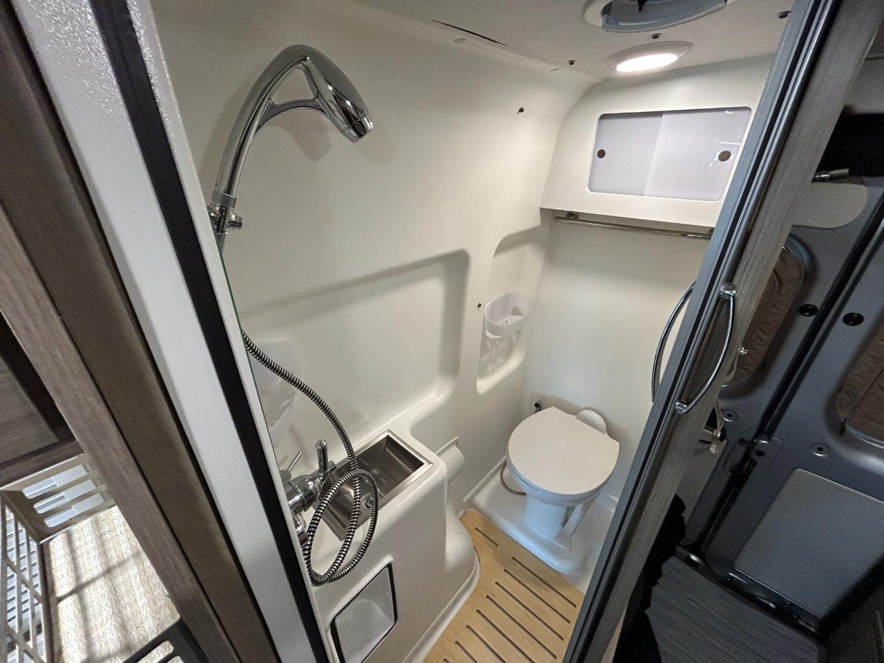 Winnebago Travato  2023