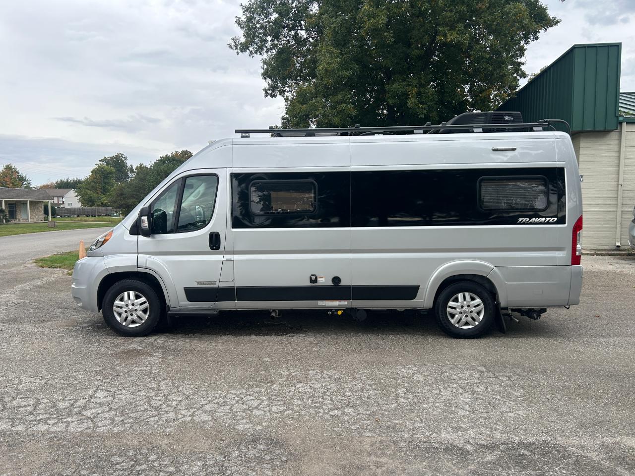 Winnebago Travato  2023