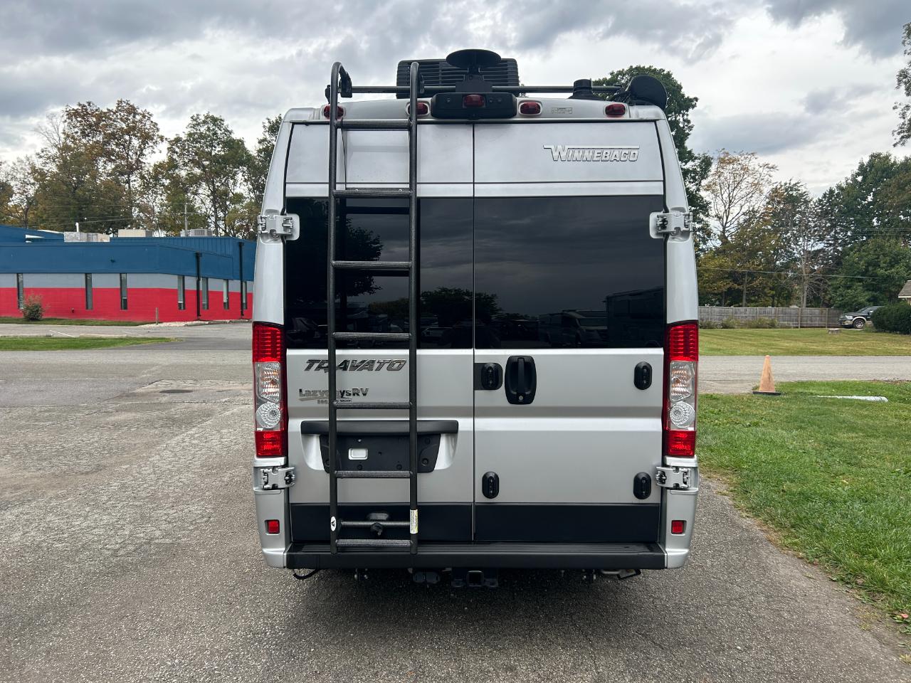 Winnebago Travato  2023
