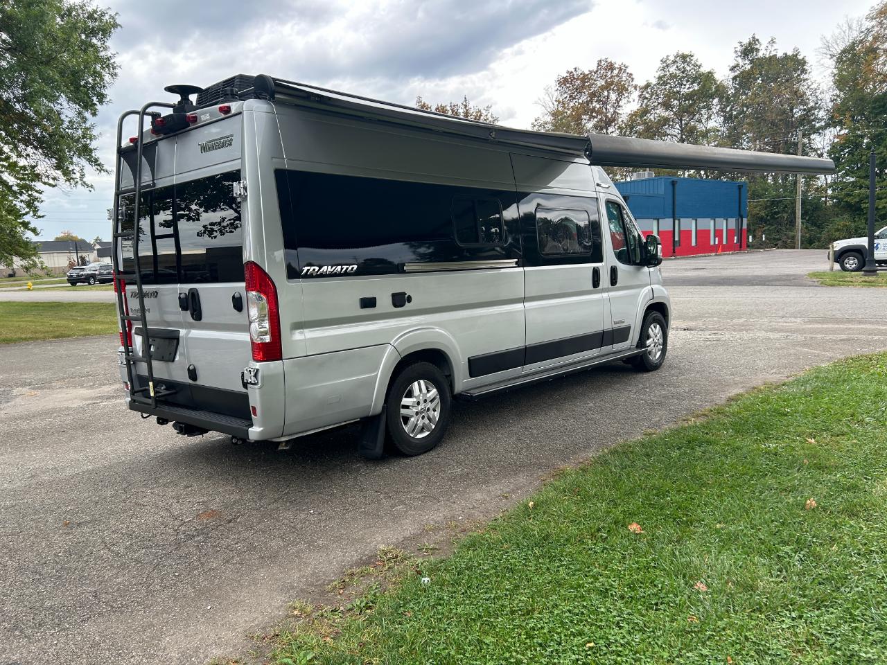 Winnebago Travato  2023