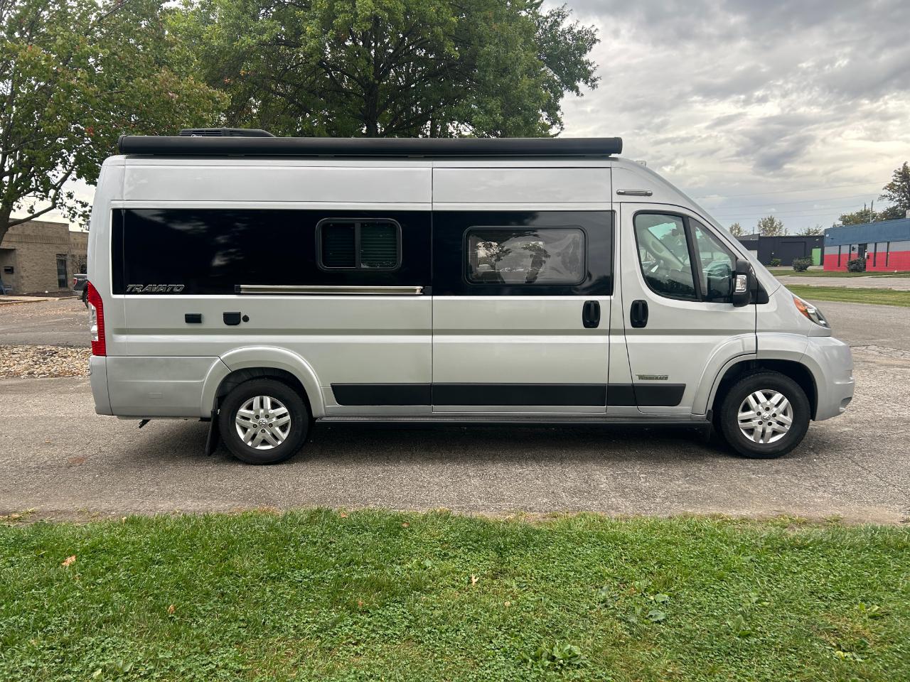 Winnebago Travato  2023