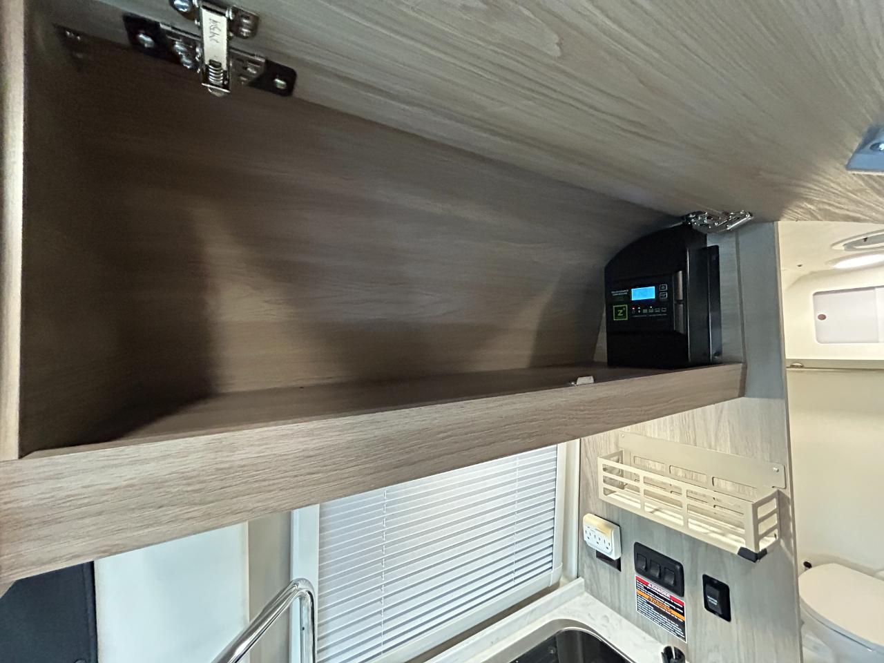 Winnebago Travato  2023