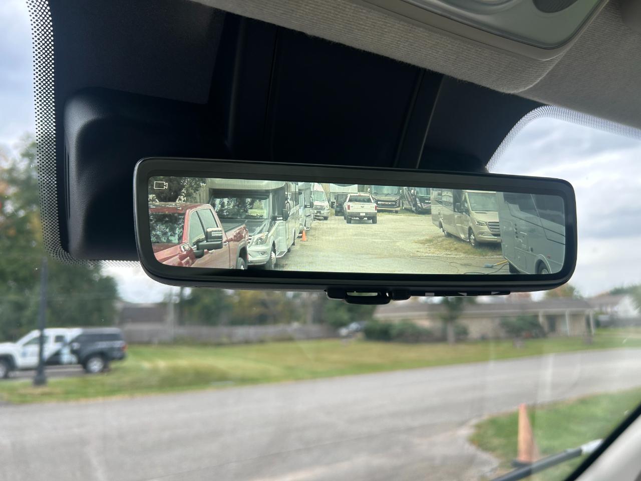 Winnebago Travato  2023