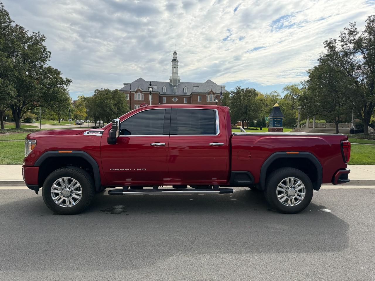 GMC Sierra 2500HD Denali Crew Cab 4WD 2021