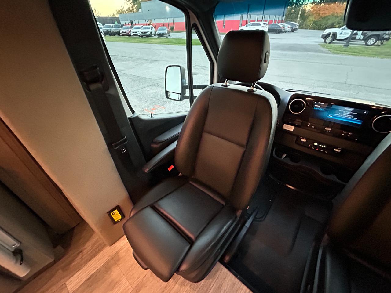 Tiffin Motorhomes Wayfarer  2023