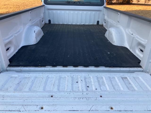 Ford F-150 XL 2WD 2003