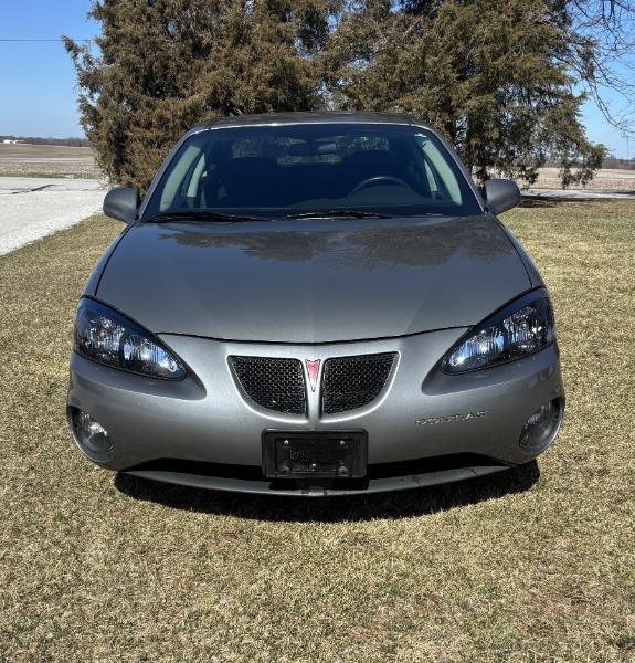Pontiac Grand Prix Sedan 2007