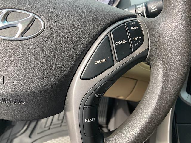 Hyundai Elantra Limited 2013