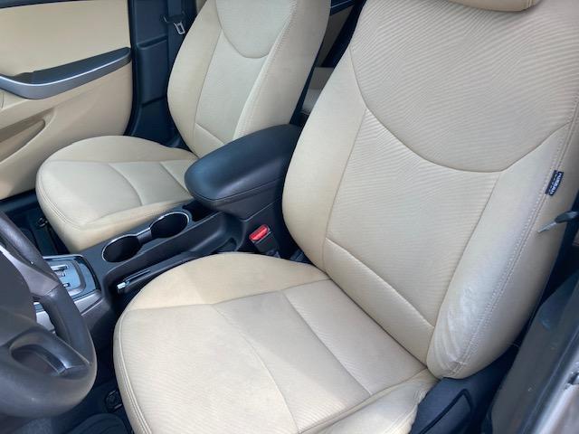 Hyundai Elantra Limited 2013