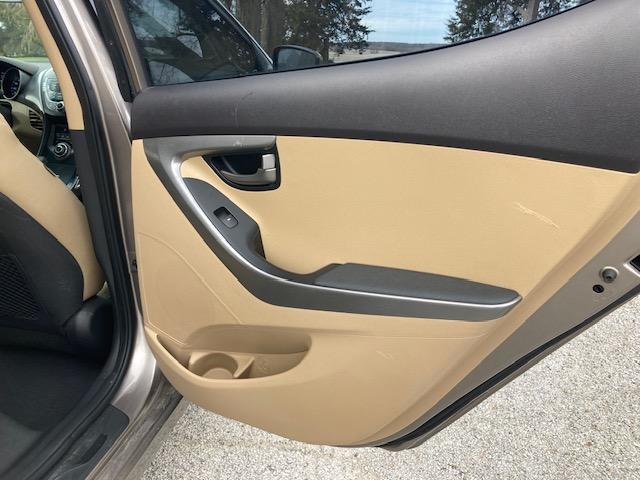 Hyundai Elantra Limited 2013