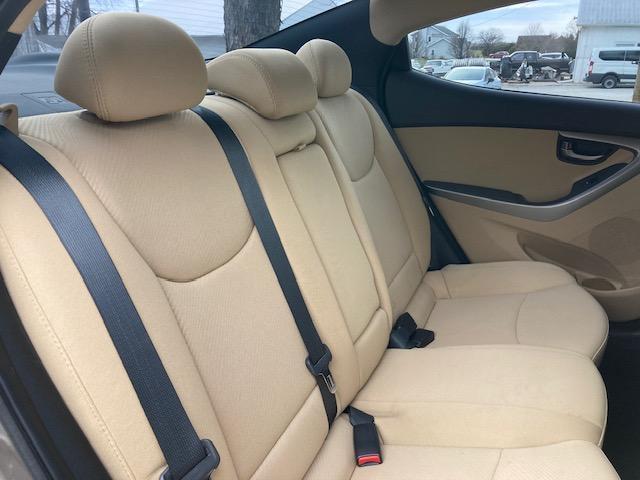 Hyundai Elantra Limited 2013