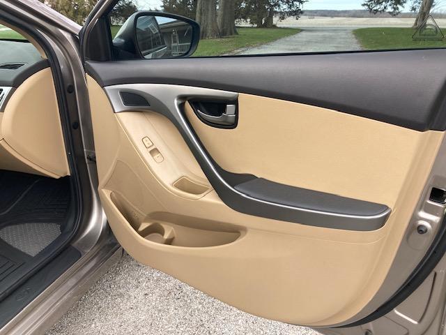 Hyundai Elantra Limited 2013