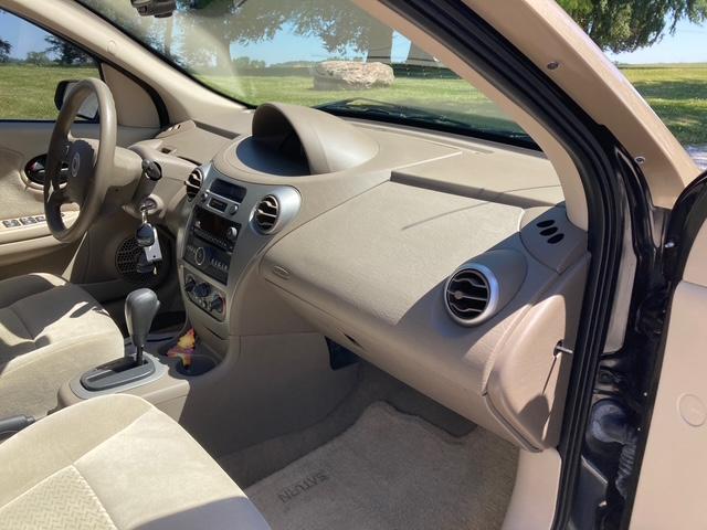 Saturn ION 3 Sedan Automatic 2007
