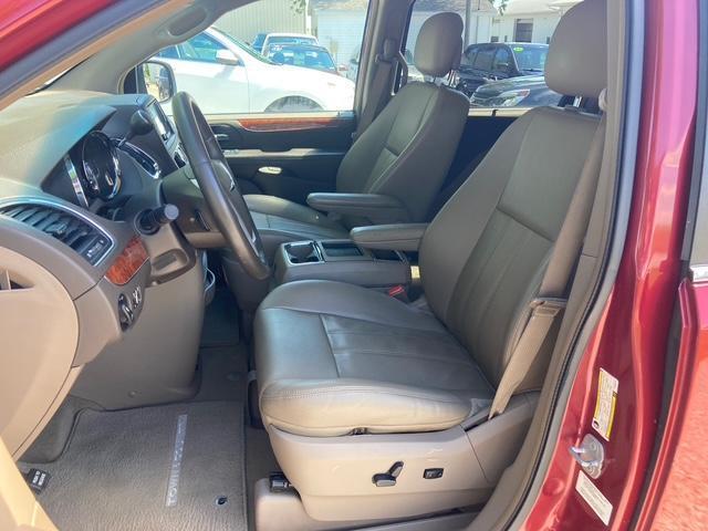 Chrysler Town & Country Touring 2014