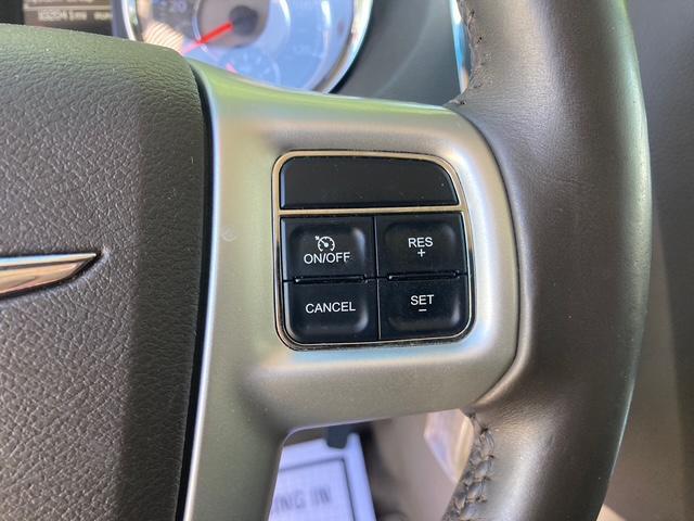 Chrysler Town & Country Touring 2014