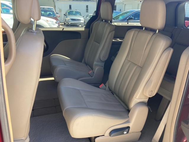 Chrysler Town & Country Touring 2014