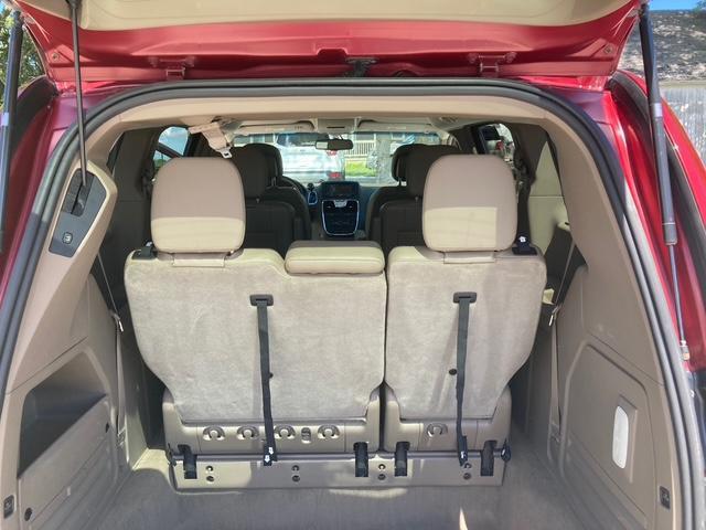 Chrysler Town & Country Touring 2014