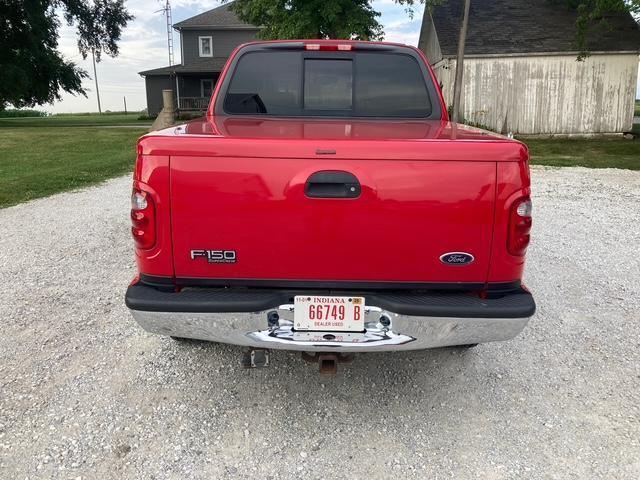 Ford F-150 Lariat SuperCrew 4WD 2001