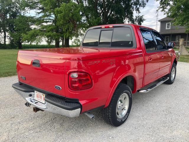 Ford F-150 Lariat SuperCrew 4WD 2001
