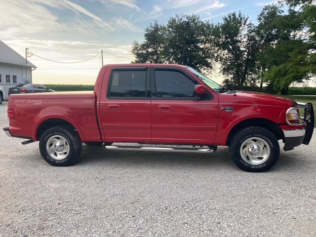 Ford F-150 Lariat SuperCrew 4WD 2001