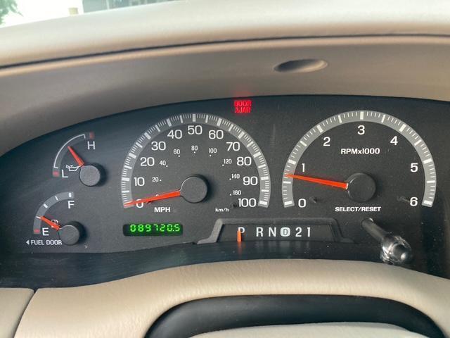 Ford F-150 Lariat SuperCrew 4WD 2001