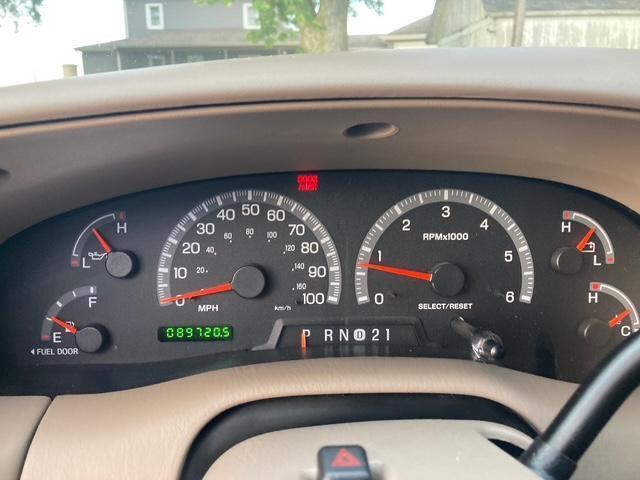 Ford F-150 Lariat SuperCrew 4WD 2001