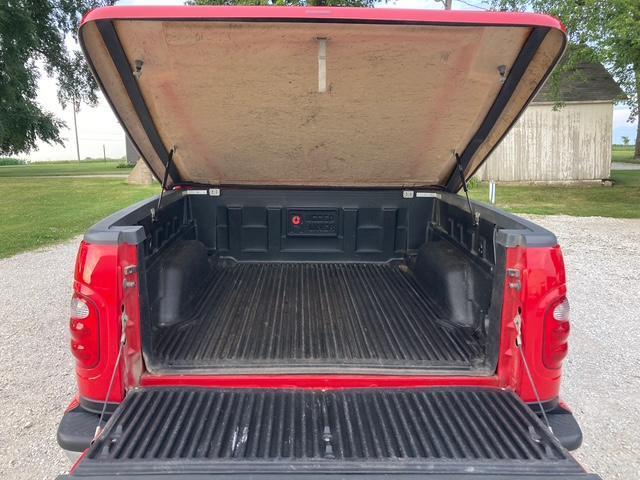 Ford F-150 Lariat SuperCrew 4WD 2001