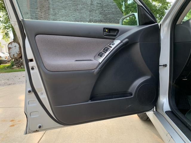 Pontiac Vibe Base 2006