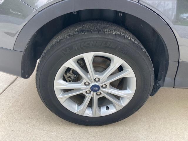Ford Escape SE FWD 2019